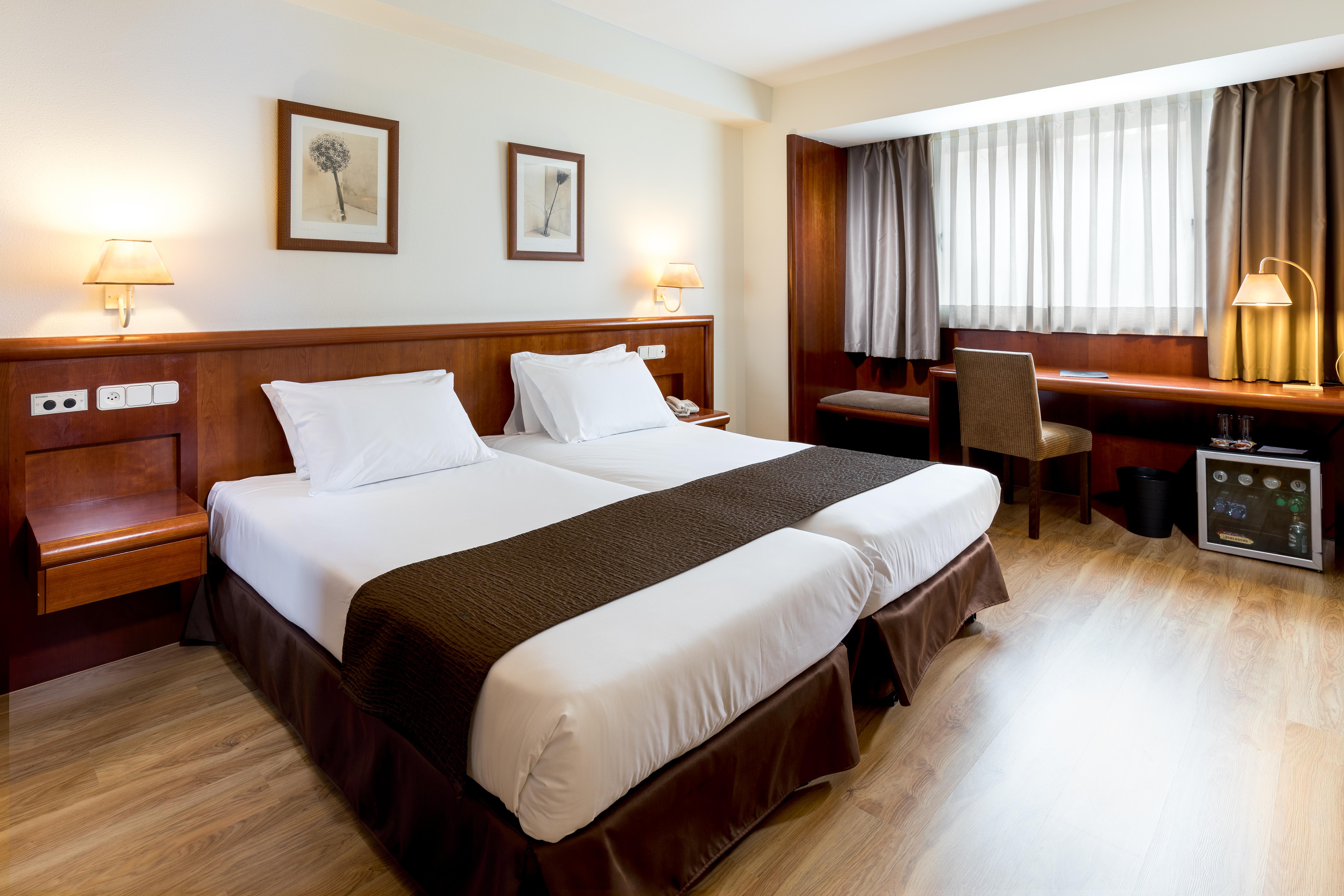 Rafaelhoteles Ventas (Adults Only) Madrid Extérieur photo