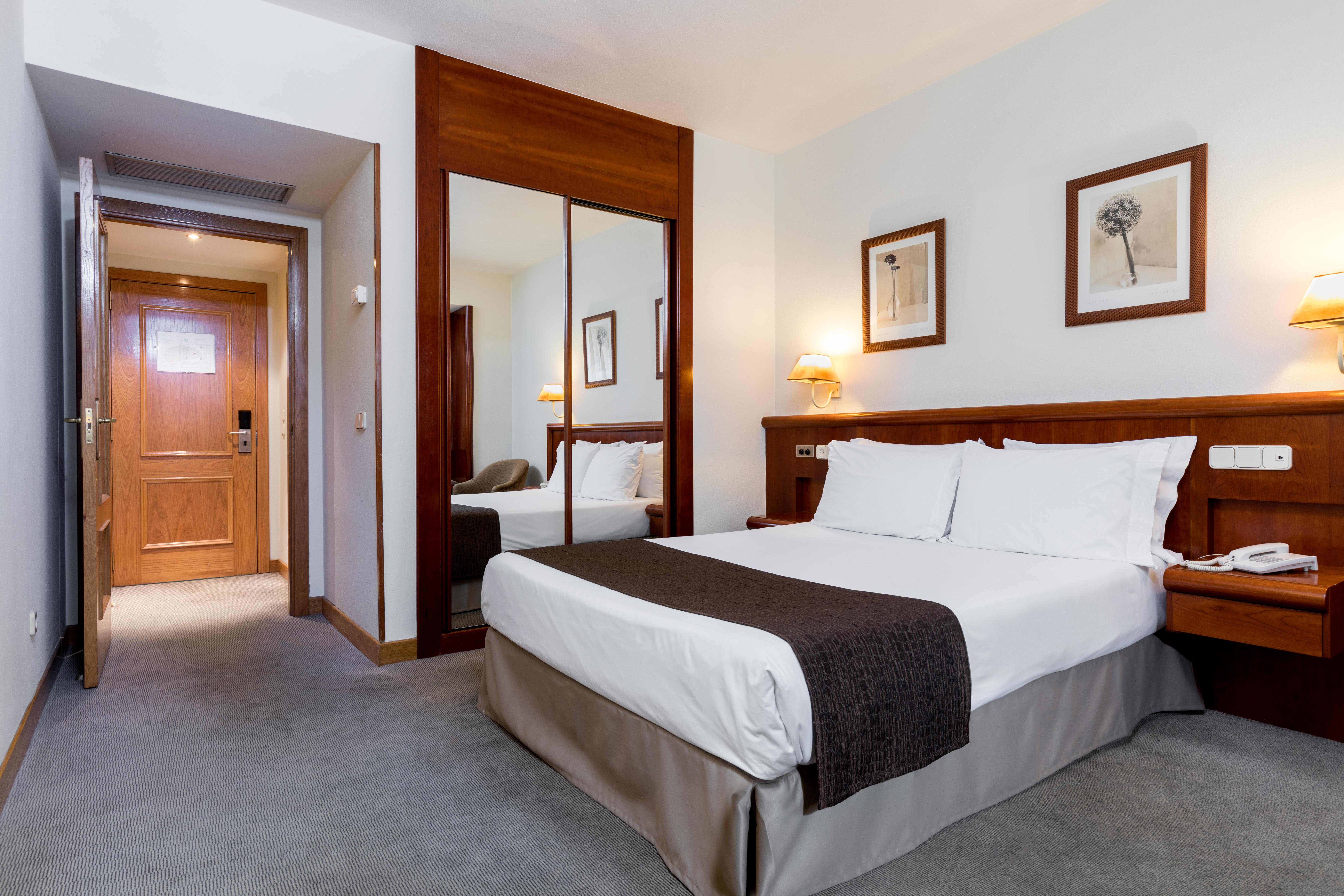 Rafaelhoteles Ventas (Adults Only) Madrid Extérieur photo