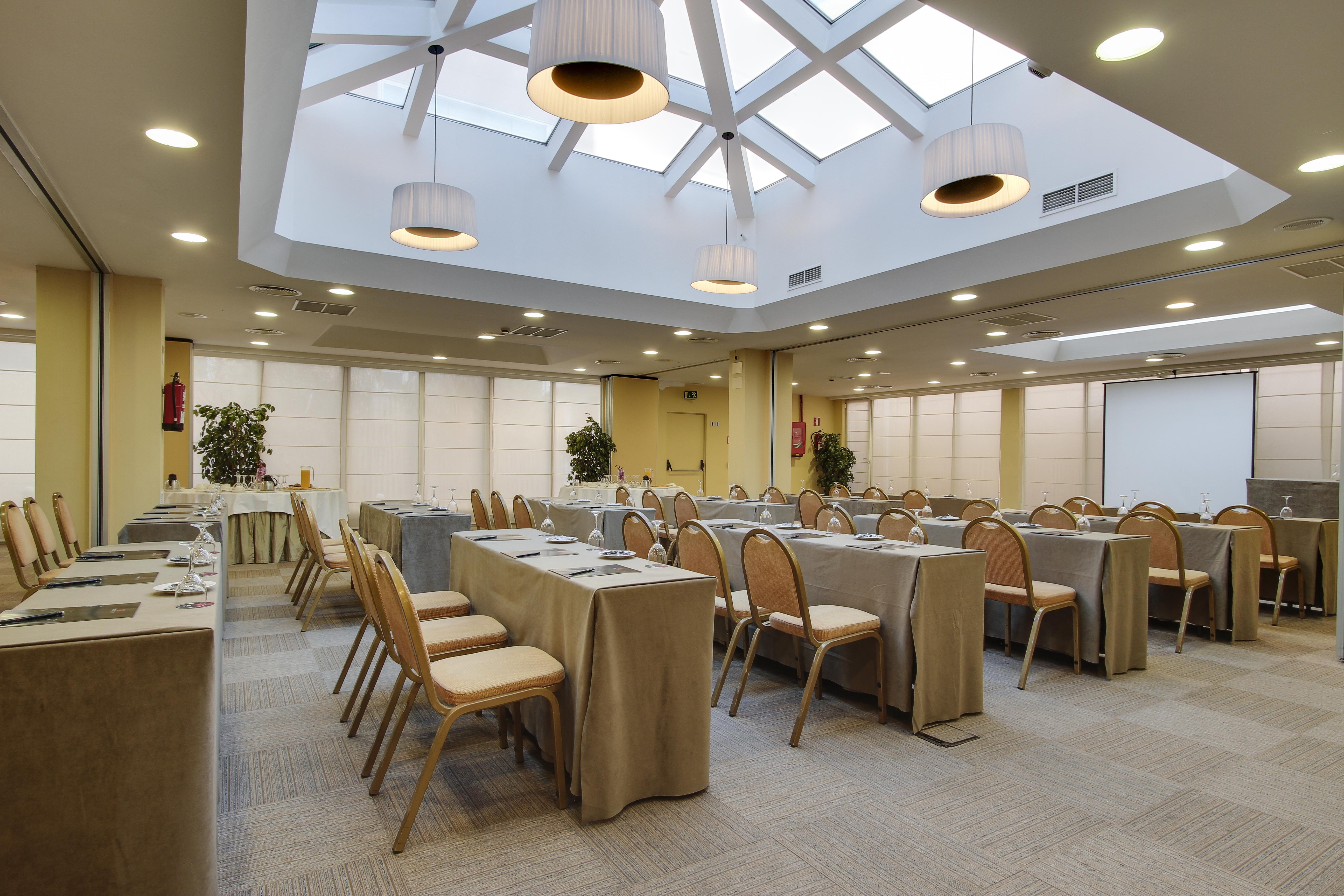 Rafaelhoteles Ventas (Adults Only) Madrid Extérieur photo