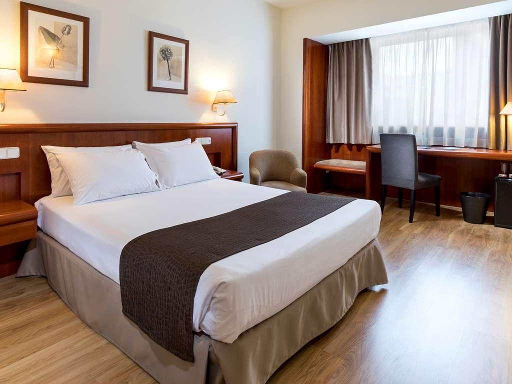 Rafaelhoteles Ventas (Adults Only) Madrid Chambre photo