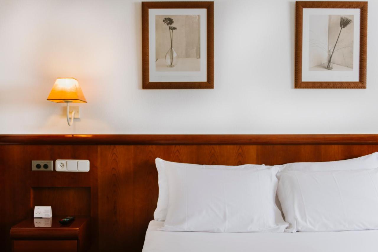 Rafaelhoteles Ventas (Adults Only) Madrid Extérieur photo