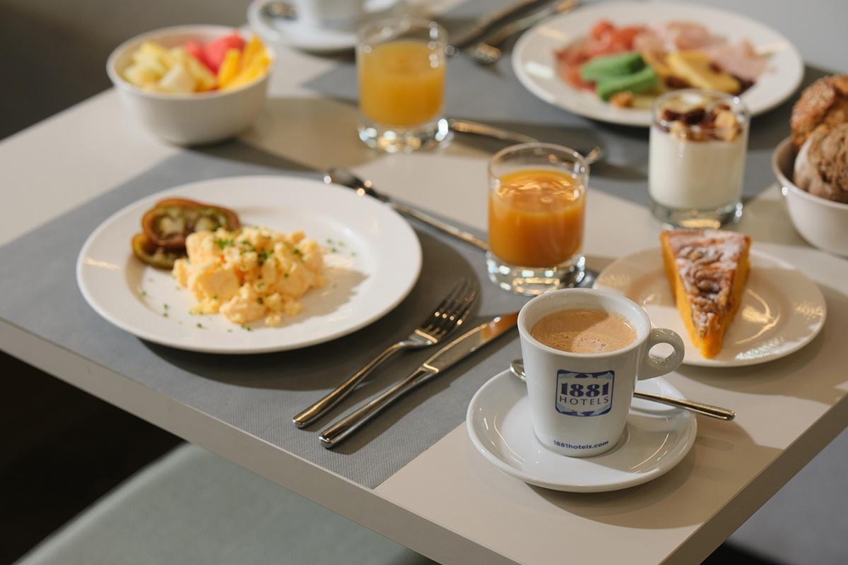 Rafaelhoteles Ventas (Adults Only) Madrid Extérieur photo