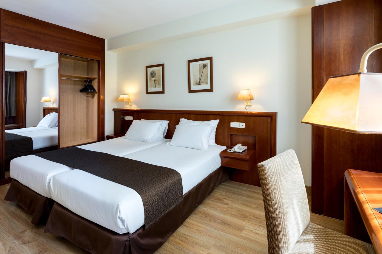Rafaelhoteles Ventas (Adults Only) Madrid Extérieur photo